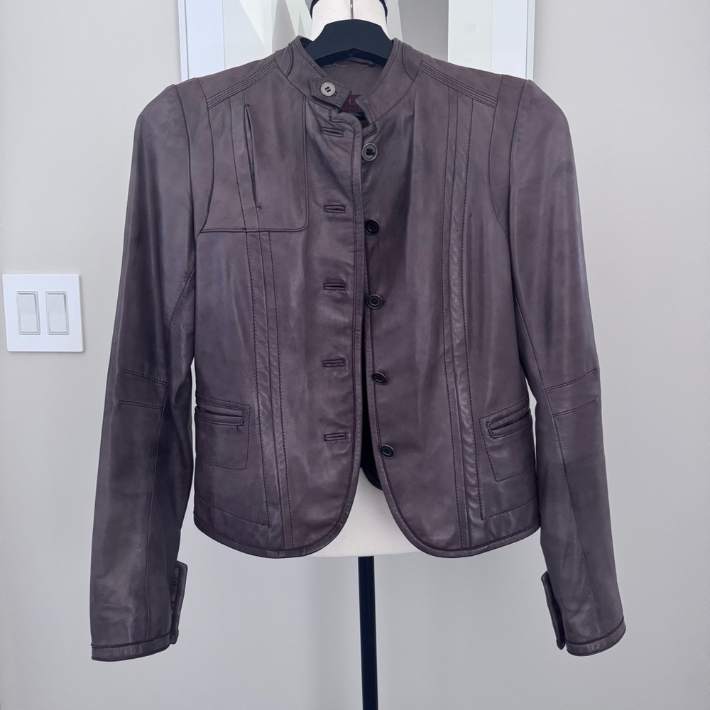 Danier Brown Leather Button-Front Jacket XXS–S - Picture 7 of 17